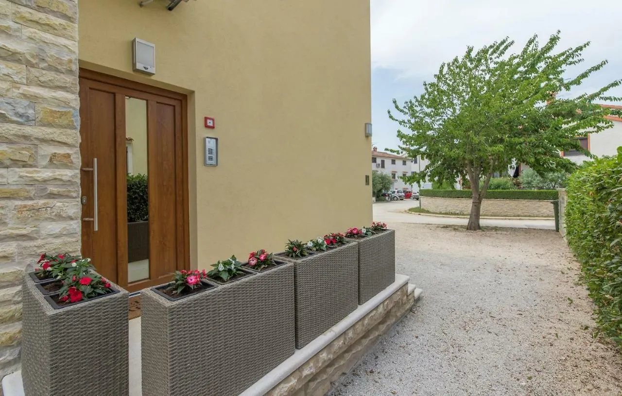 **** Guest house Apartments Hana In Funtana Croatia